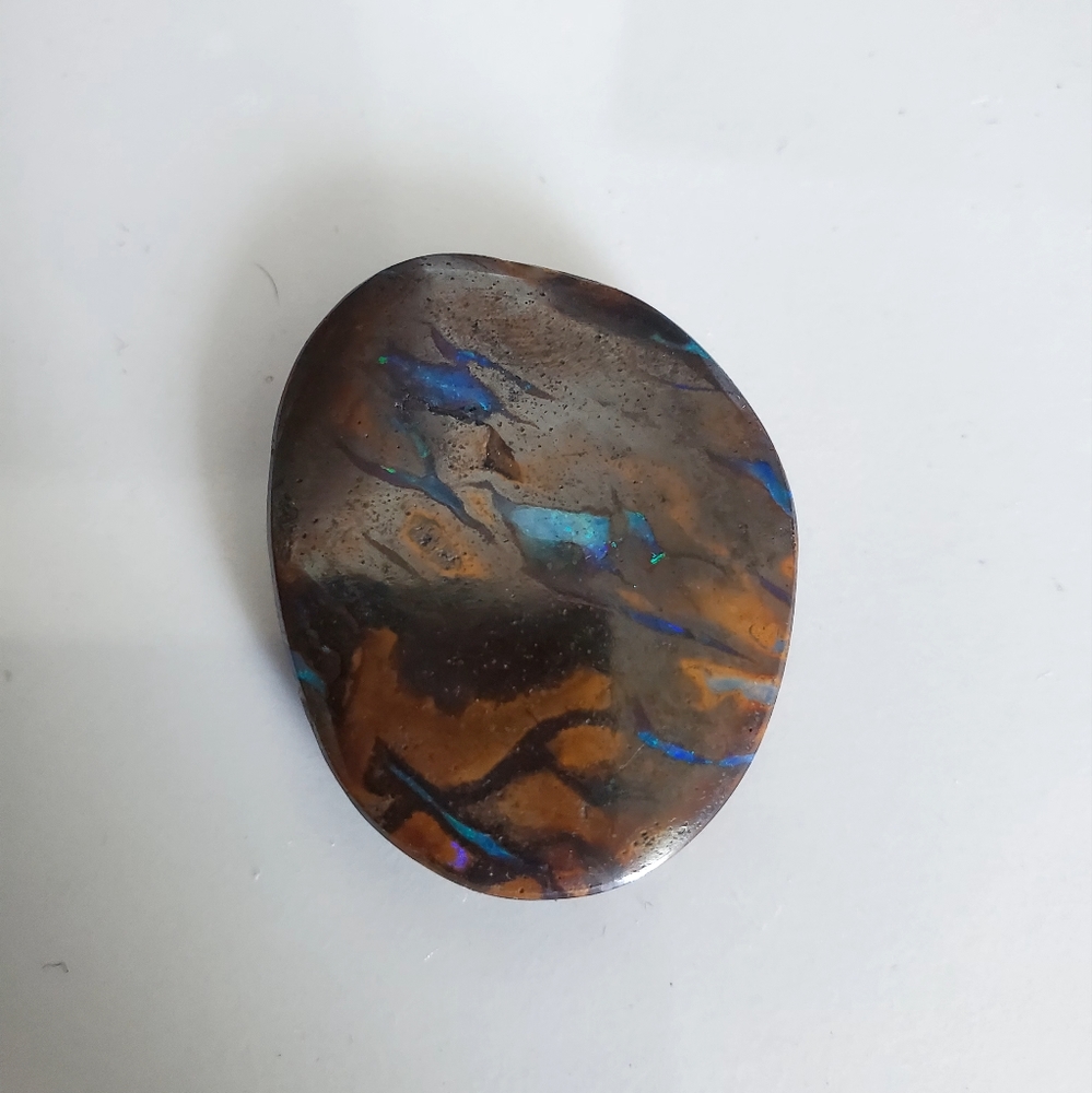 Boulder opal